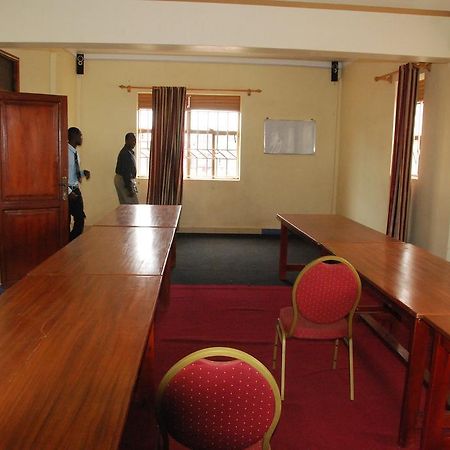 Serene Hotel Kampala Exterior photo