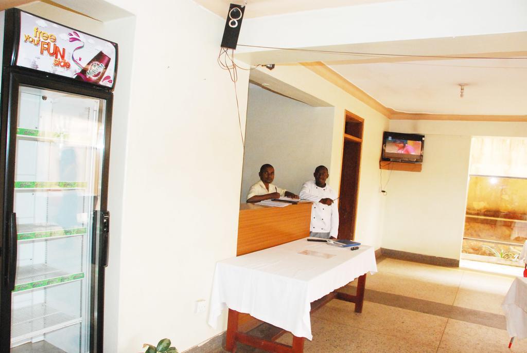 Serene Hotel Kampala Exterior photo